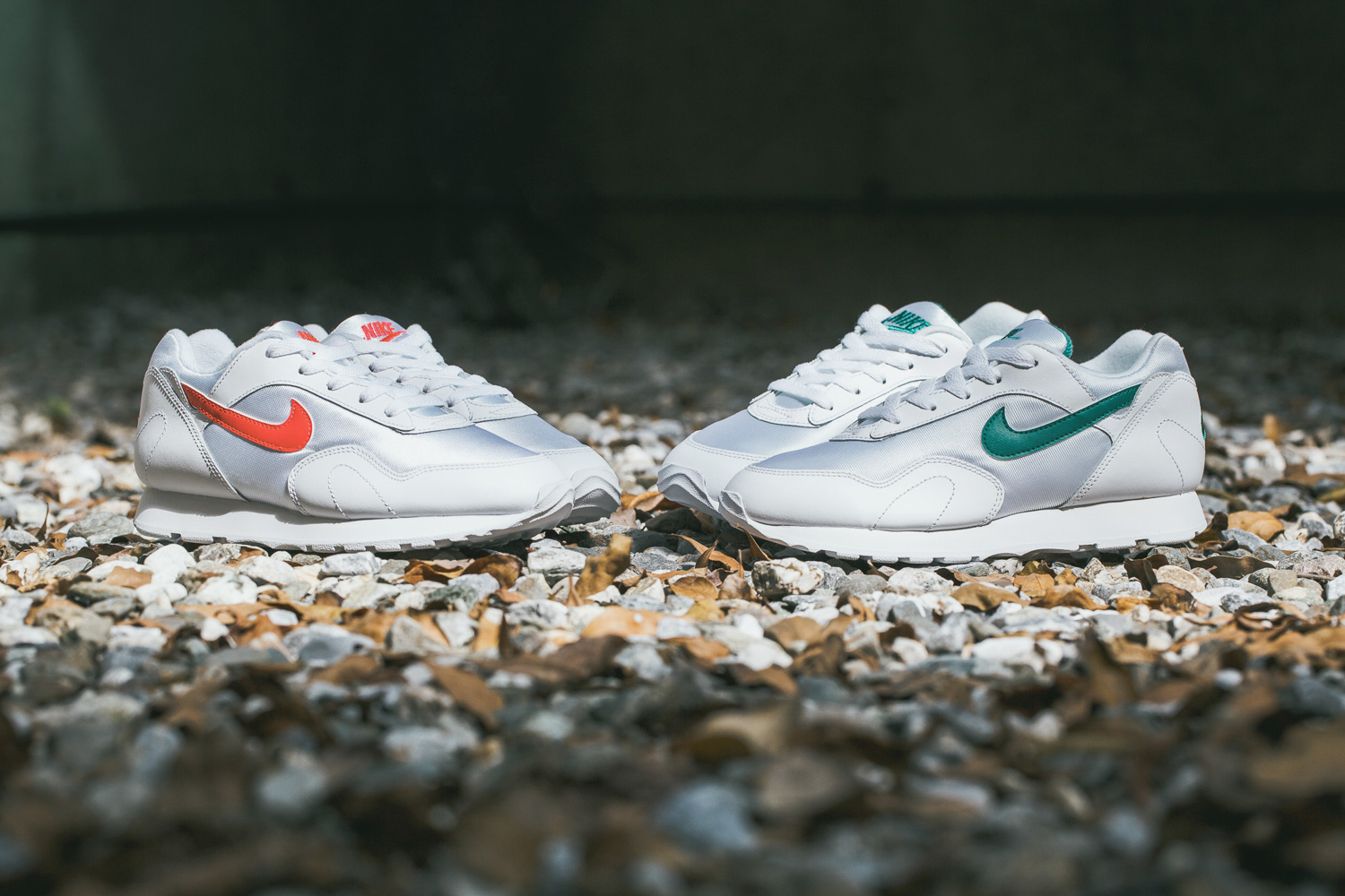 nike wmns outburst
