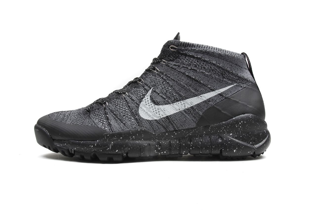 nike flyknit chukka trainer