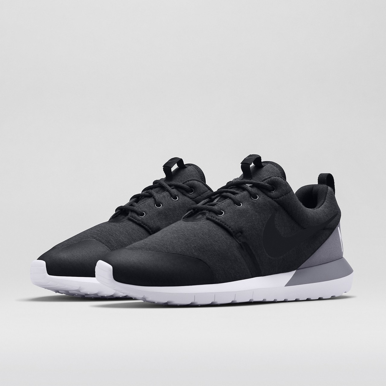 nike roshe run nm