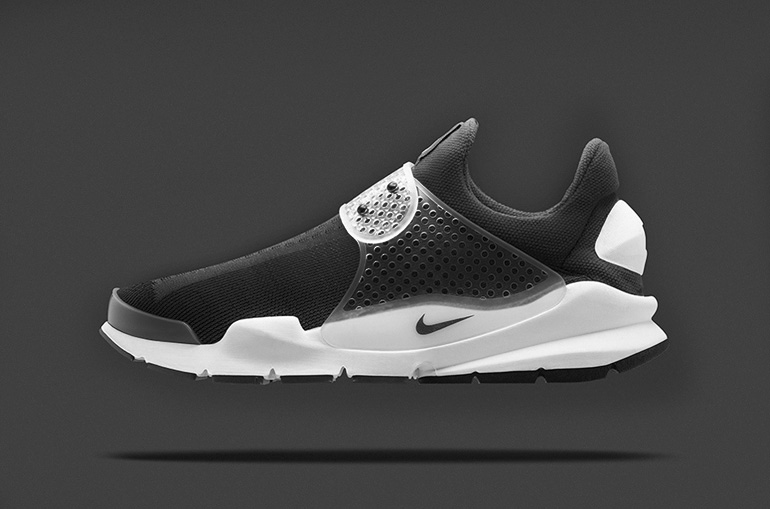 sock dart black