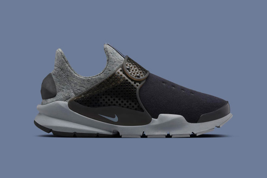 nike sock dart fleece