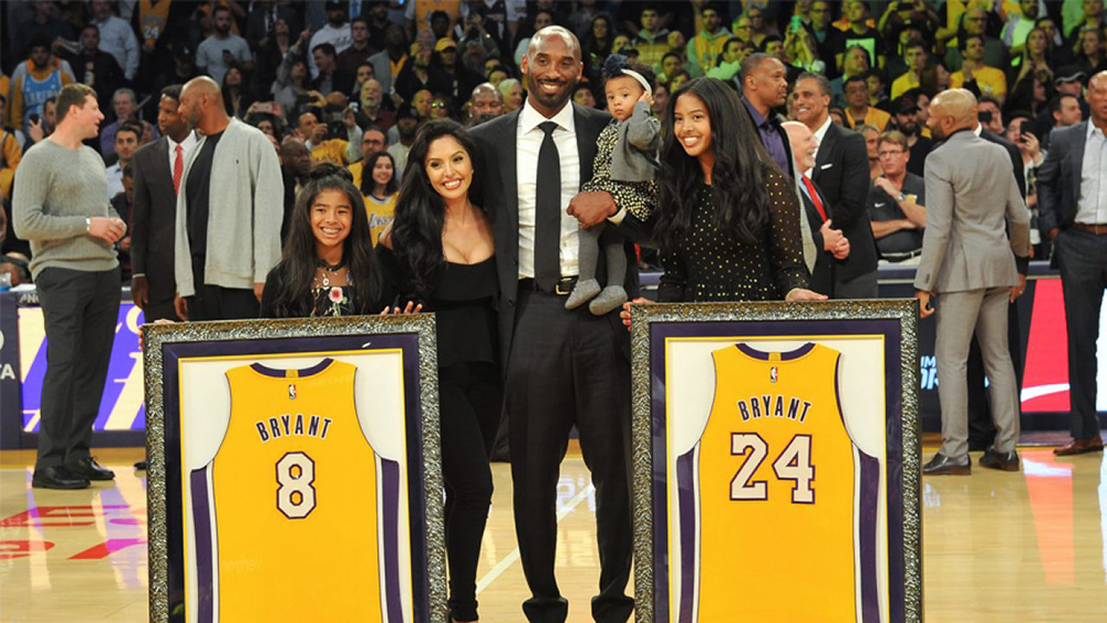 retired lakers great bryant