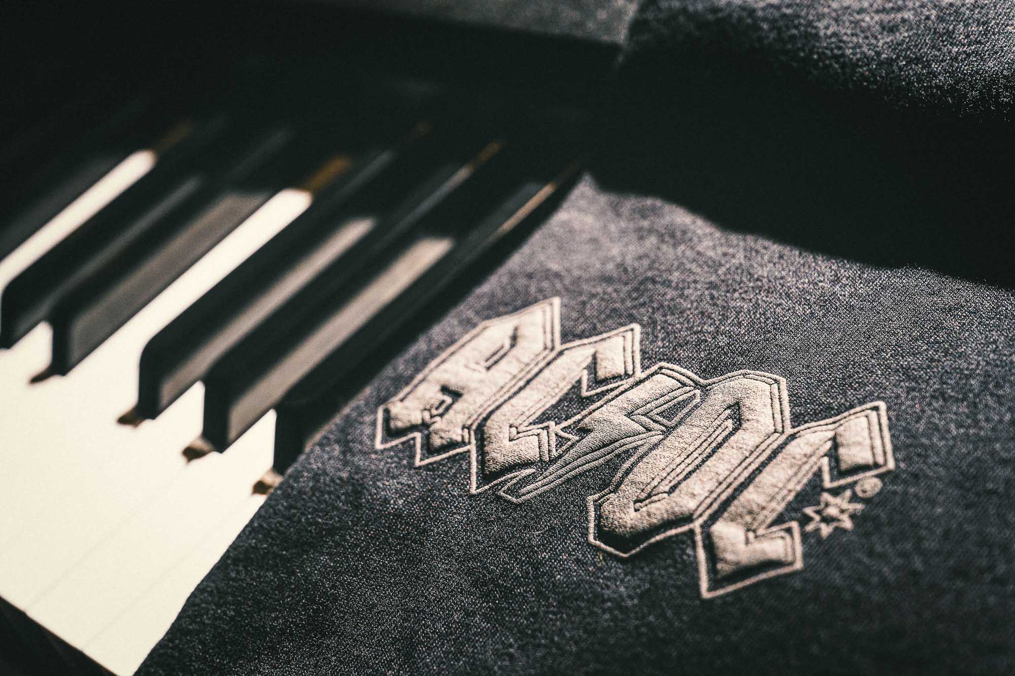 20201109 dc x acdc 2 c-4949
