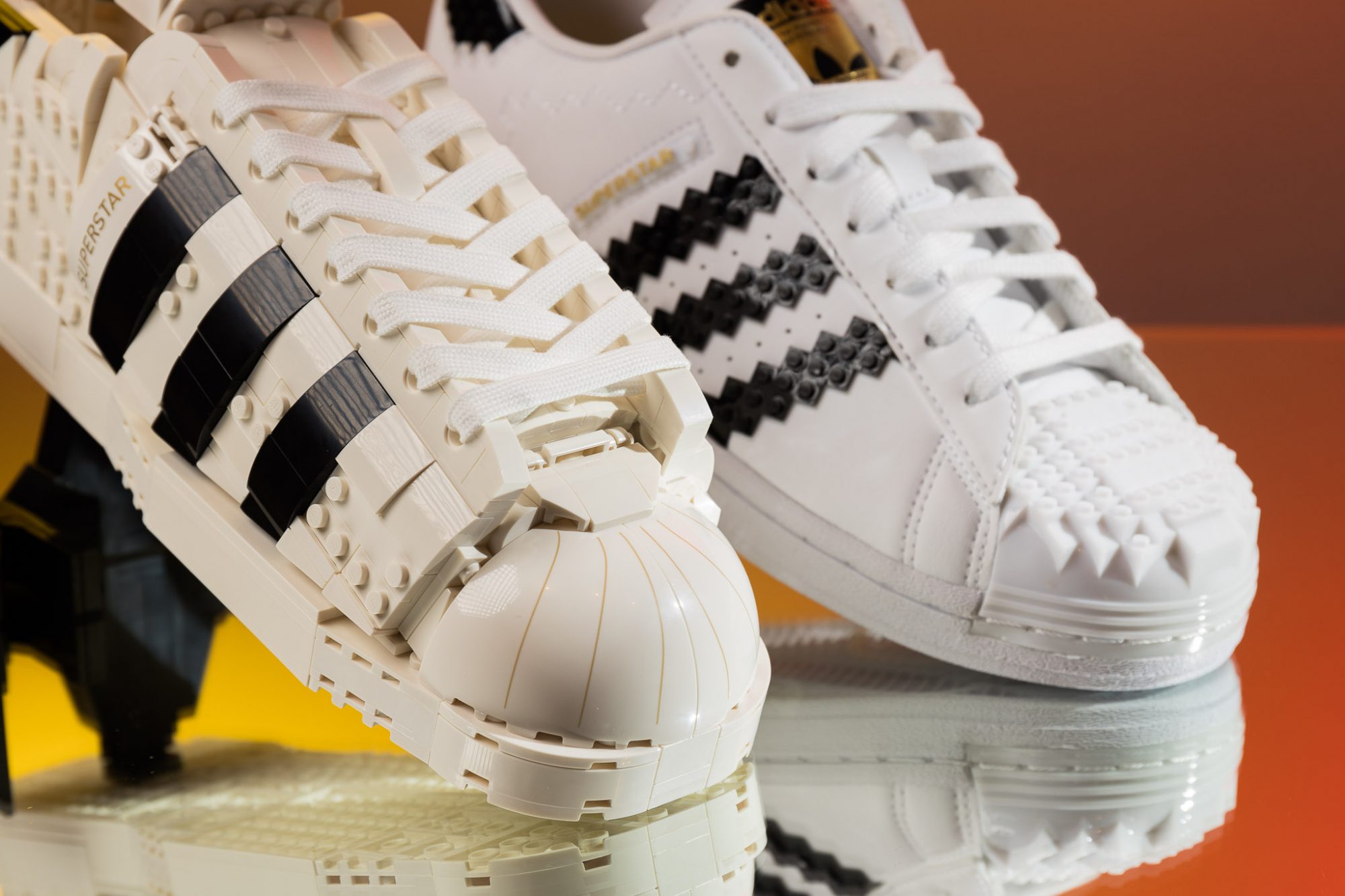 起點道具/ adidas Originals X LEGO Superstar 能拼能穿的一雙鞋