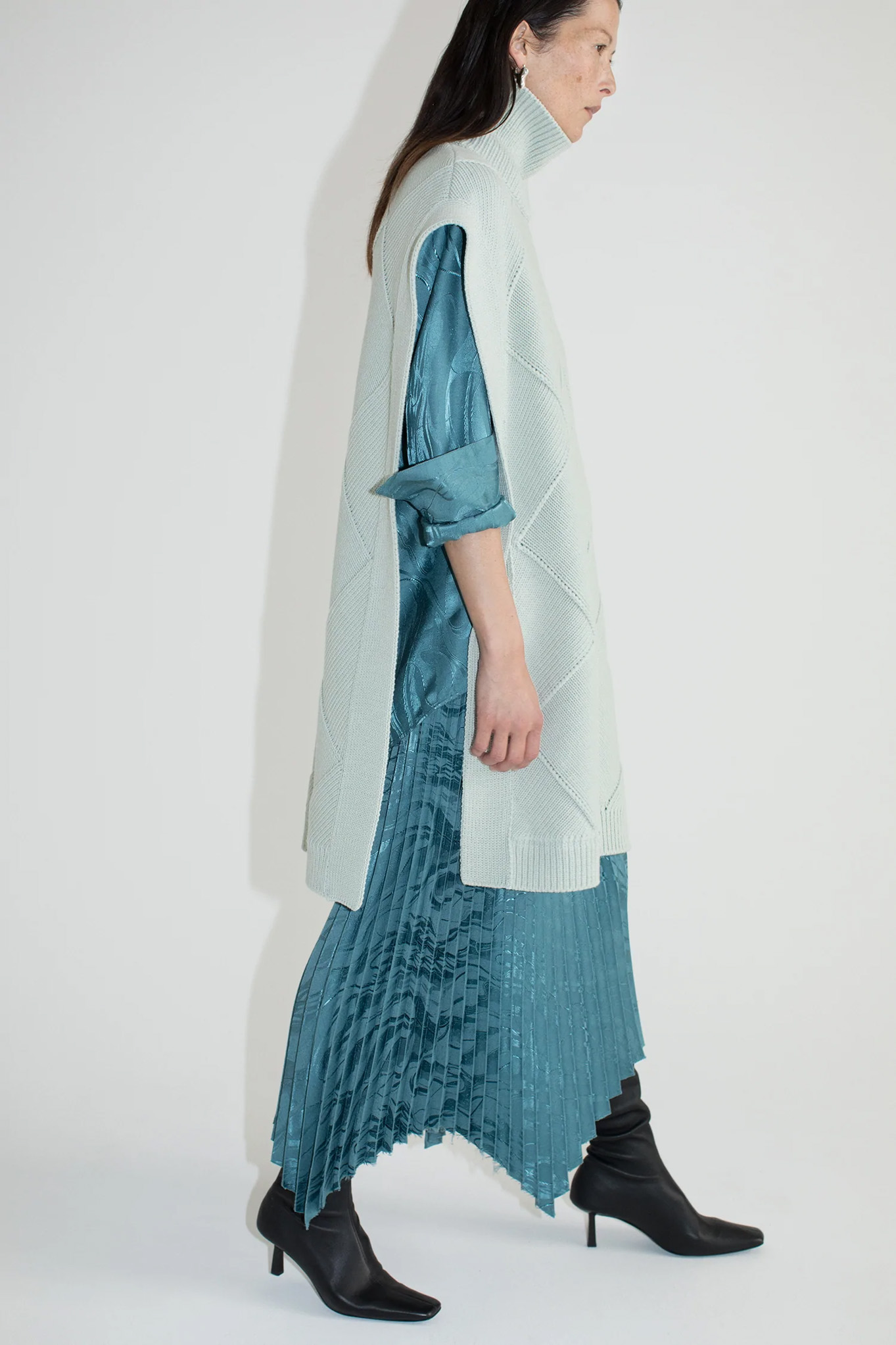 japan-minimalchic-fashion-brand-top5s-blog08