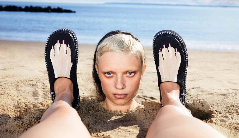 Collina Strada, UGG, 聯名鞋, 莉珍鞋, 穆勒鞋,涼鞋