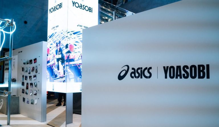 ASICS, YOASOBI, JUST A LITTLE STEP, GEL-QUANTUM KINETIC, 聯名