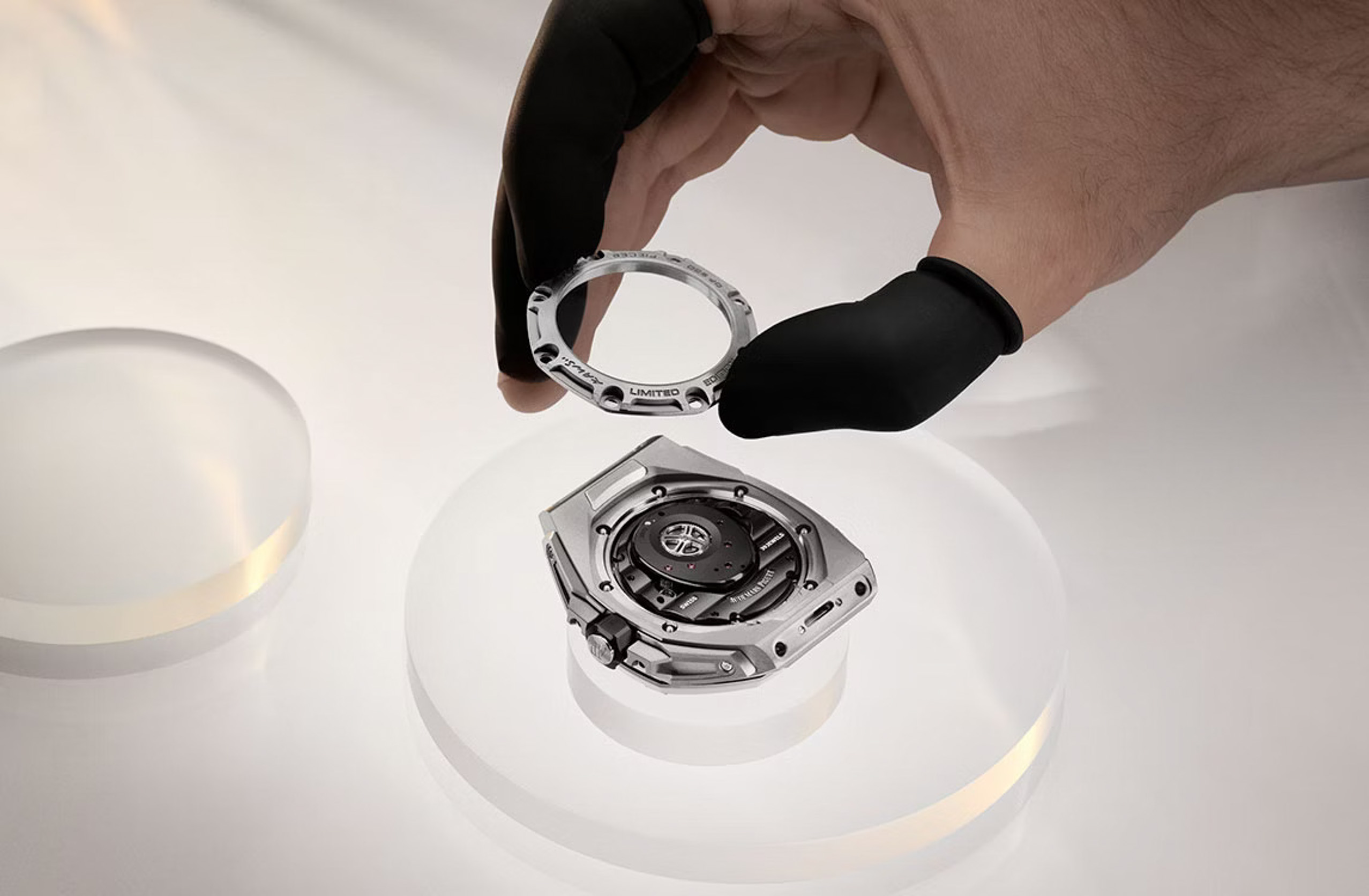 KAWS, Audemars Piguet, AP, 愛彼, 皇家橡樹, 腕錶, 聯名