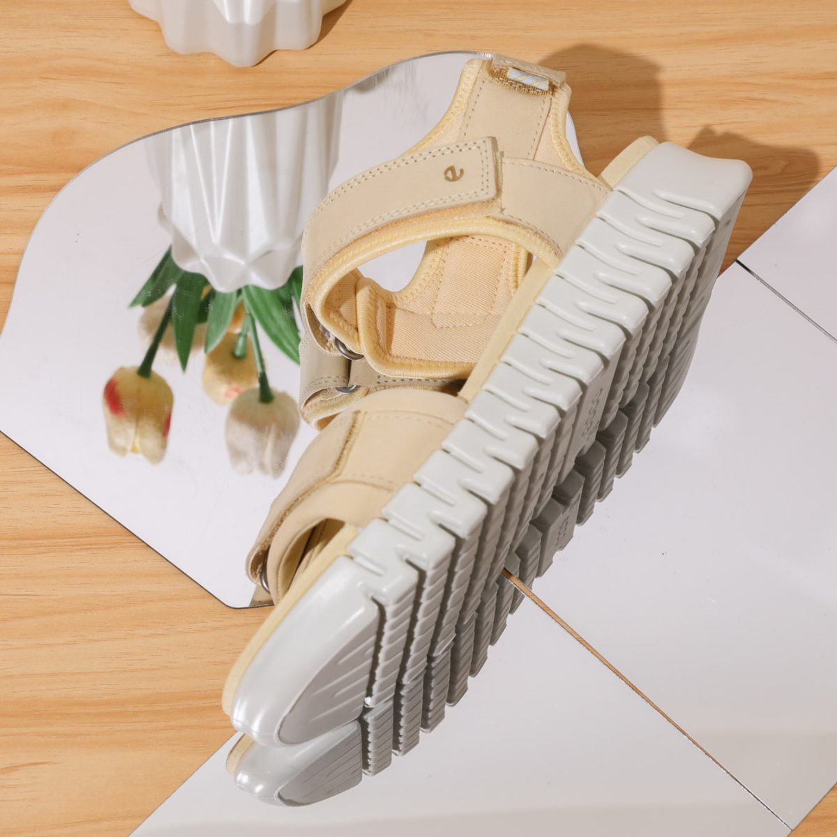 ecco gruvv ecco (40 - 44)