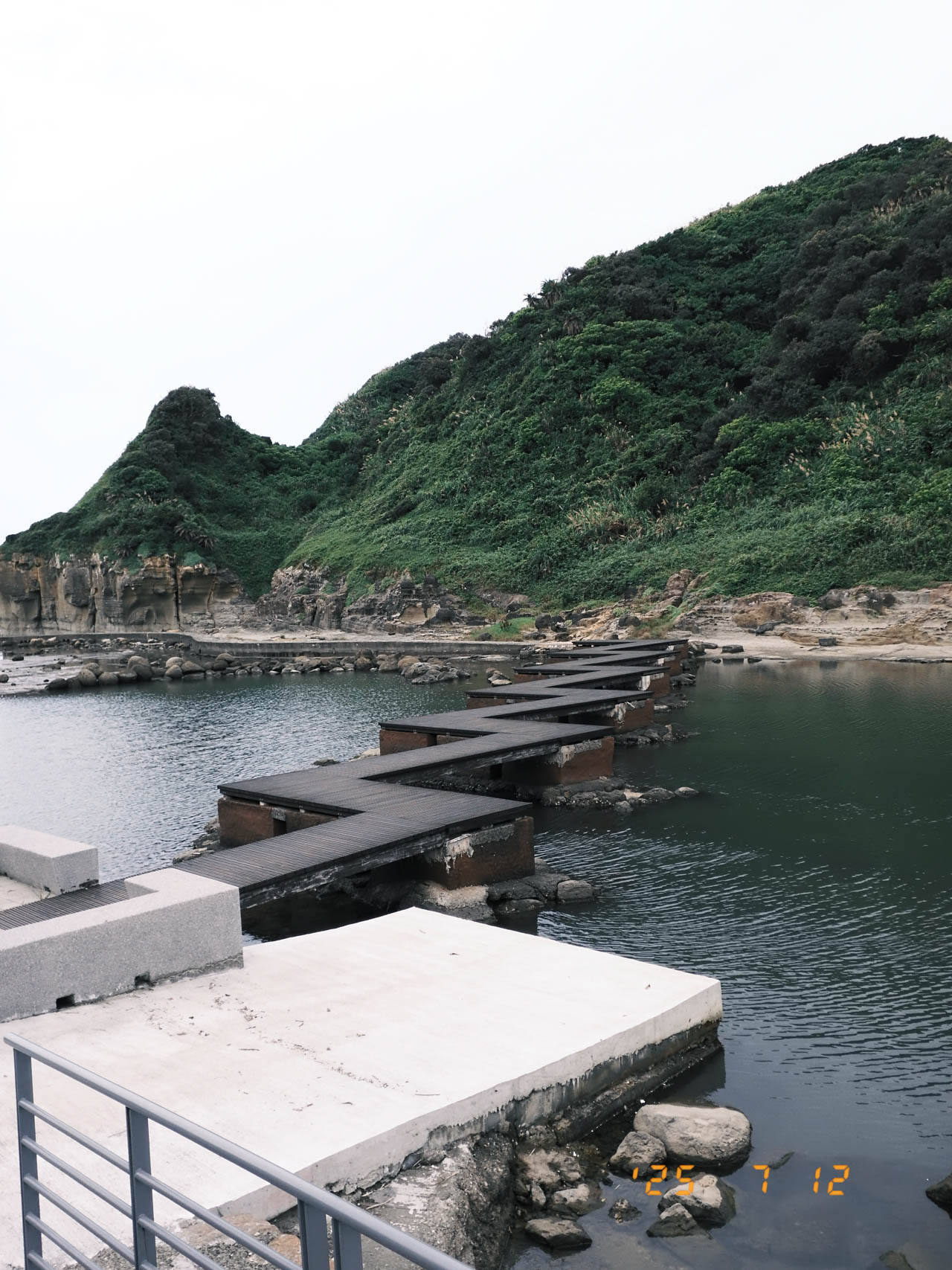 富士相機, 富士, FUJIFILM, X half, 半格相機, 數位相機, 直式感應器, 旅拍, 評測, 濾鏡組合, 富士濾鏡