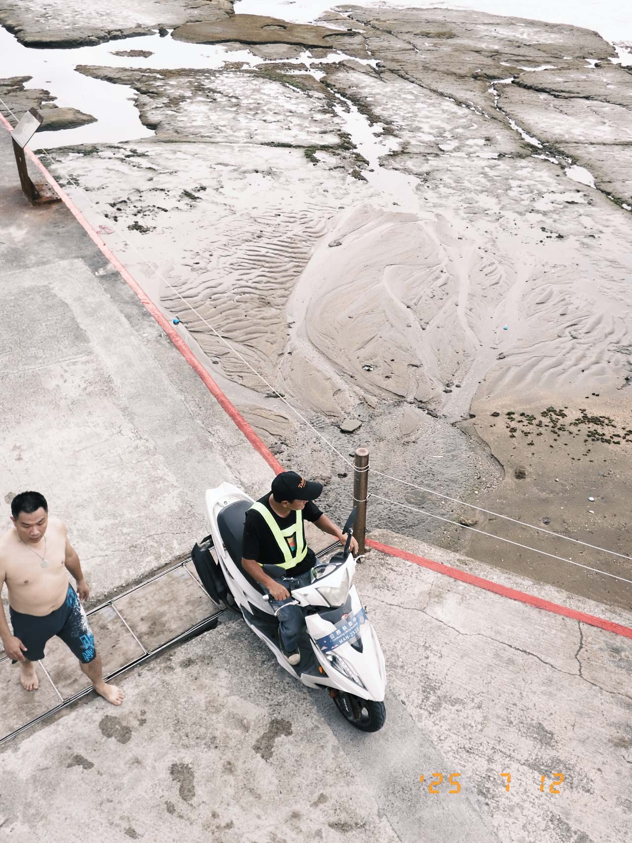 富士相機, 富士, FUJIFILM, X half, 半格相機, 數位相機, 直式感應器, 旅拍, 評測, 濾鏡組合, 富士濾鏡