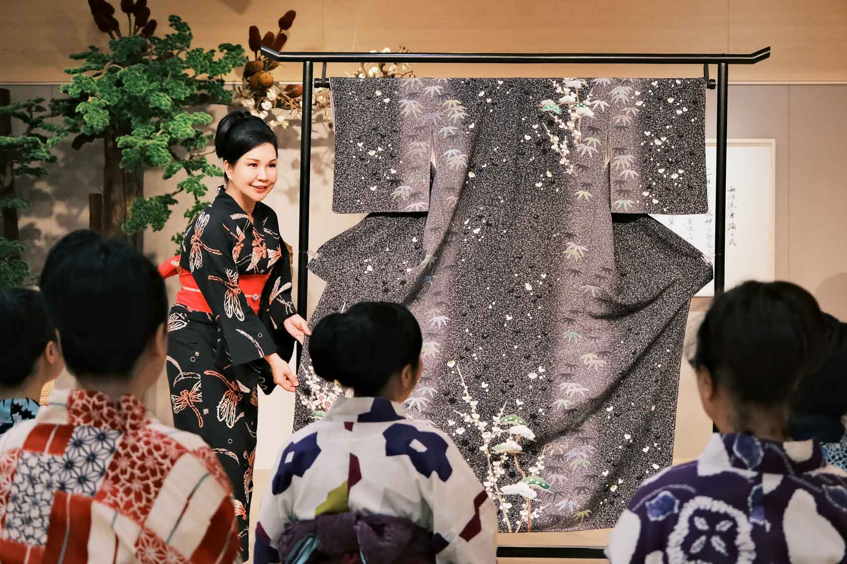 傳承自日本名古屋—西川淑敏舞踊知家，在台灣也能學習正統「日本舞踊」
