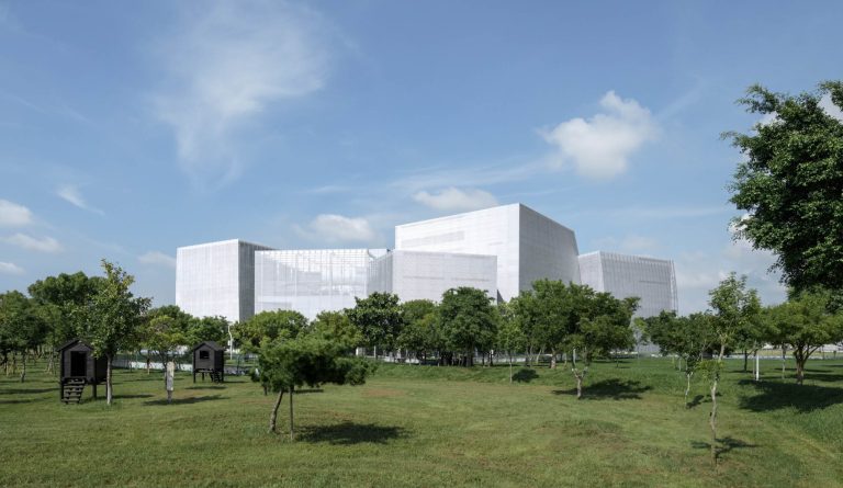 臺中綠美圖, SANAA, 妹島和世, 西澤立衛, 普立茲克建築獎, 臺中市立圖書館, 臺中市立美術館, 台中