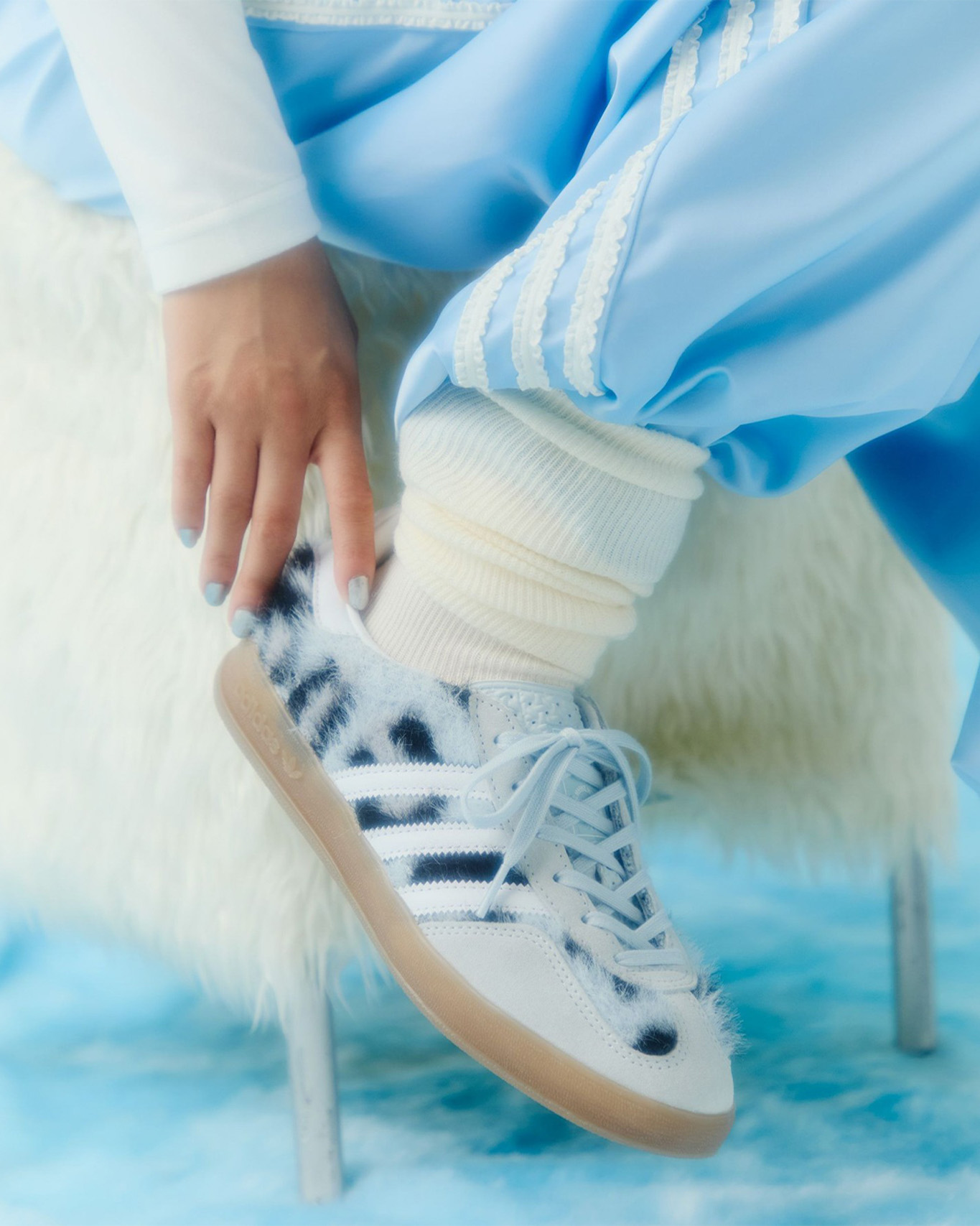 球鞋, Mita Sneakers, atmos, BILLY’S ENT, atmos pink, emmi, ABC-MART GRAND STAGE, 鞋店, ASICS, GEL-NYC, Mizuno, WAVE PROPHECY LS GTX, adidas, ZX 8000 atmos G-SNK11, New Balance, U2002DX, New Balance, M1000T, Jordan WMNS, Air Jordan Mule, Nike, Shox Z, adidas, Gazelle Indoor MH, New Balance for emmi M1000, PUMA, Speedcat Plus, Gazelle Bold, Vans Loafer, ASICS, GEL-1130, 聯名