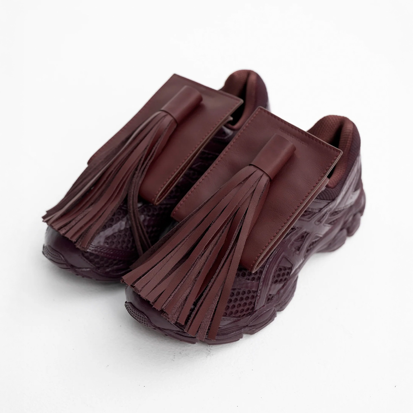 FIDAN NOVRUZOVA, ASICS, GEL-CUMULUS 16, 聯名, Crafts for Mind, 流蘇, 皮鞋