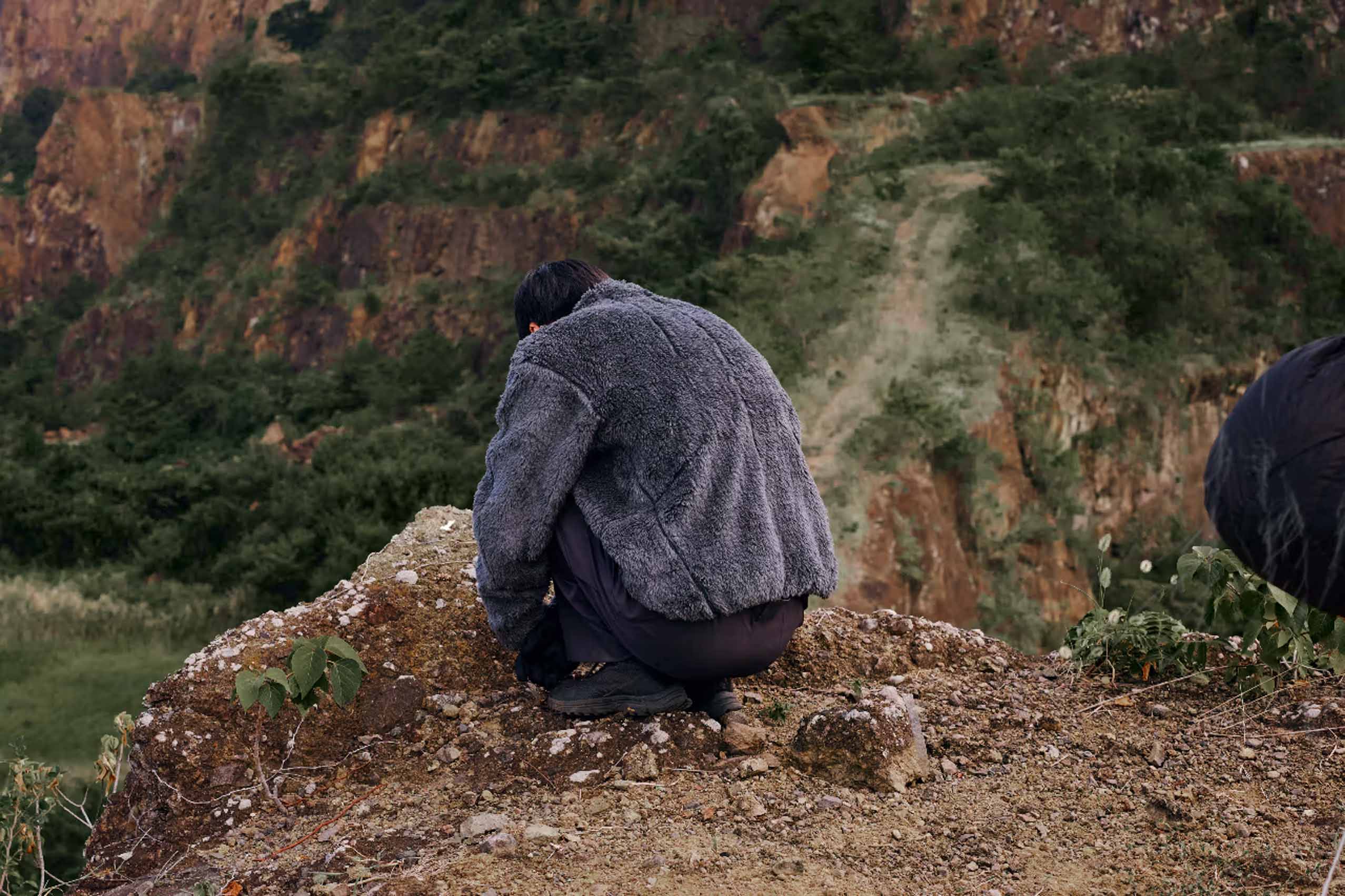 _J.L_A.L_, Goldwin, Jean-Luc Ambridge, J.L_A.L, 聯名, 機能, 羽絨外套, 抓絨外套, 軟殼褲, 工裝褲, 蝙蝠袖, T 恤