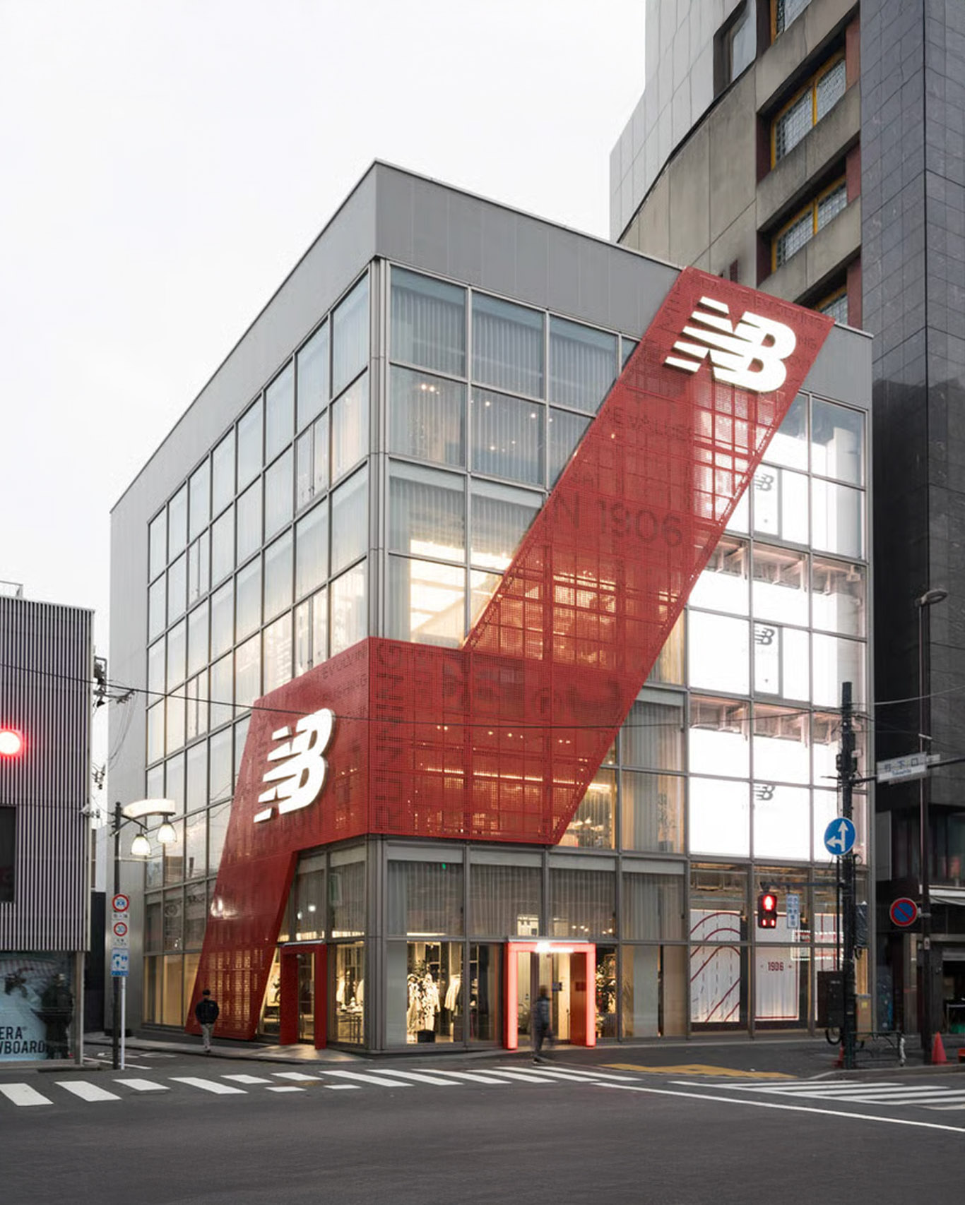 日本, 日本逛街, 東京逛街, 旗艦店, 逛街, 跑步, 戶外, 選物, 逛街地圖, Nike, 原宿, On, 昂跑, 銀座, New Balance, NB, Salomon, 京都 BAL, Arc'teryx, 始祖鳥, 池袋