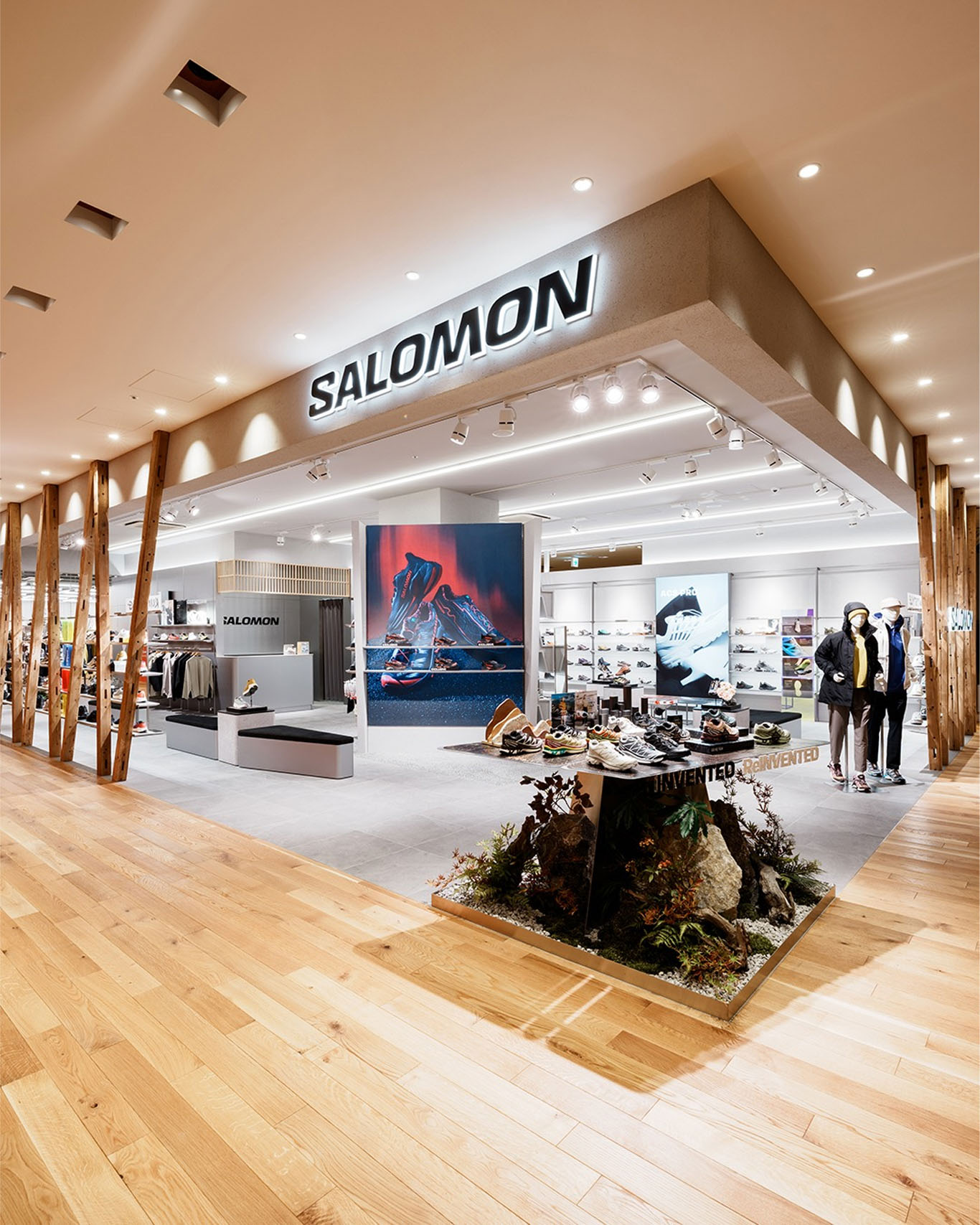 日本, 日本逛街, 東京逛街, 旗艦店, 逛街, 跑步, 戶外, 選物, 逛街地圖, Nike, 原宿, On, 昂跑, 銀座, New Balance, NB, Salomon, 京都 BAL, Arc'teryx, 始祖鳥, 池袋