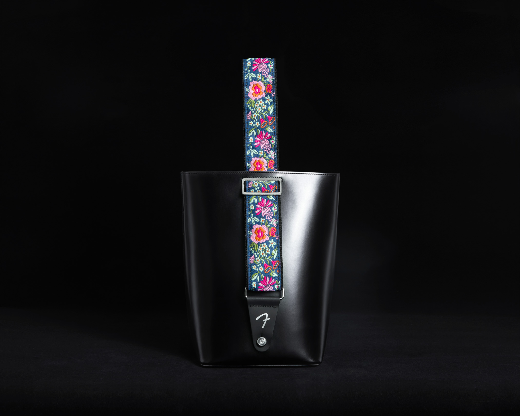 Fender Strapbag Leather, Fender, 水桶包, 吉他背帶, 日本限定