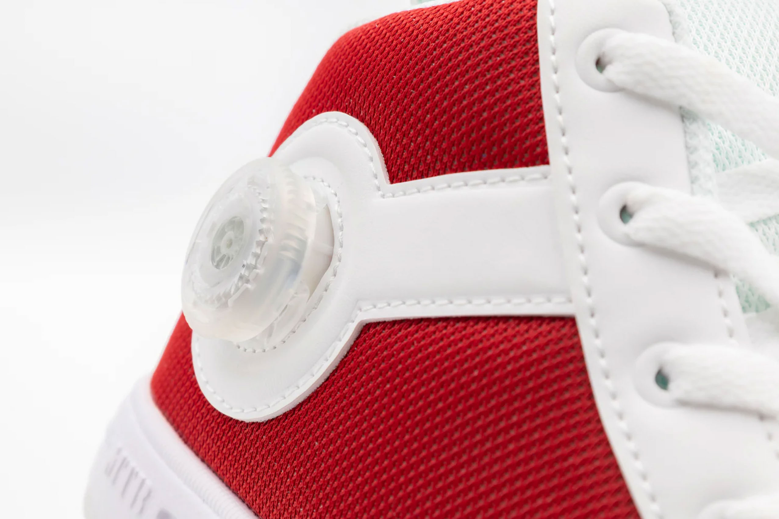 名偵探柯南, 踢力增強鞋, 瞬足, Achilles, 校園鞋, キック力増強シューズ, 兒童跑鞋, 動漫聯名