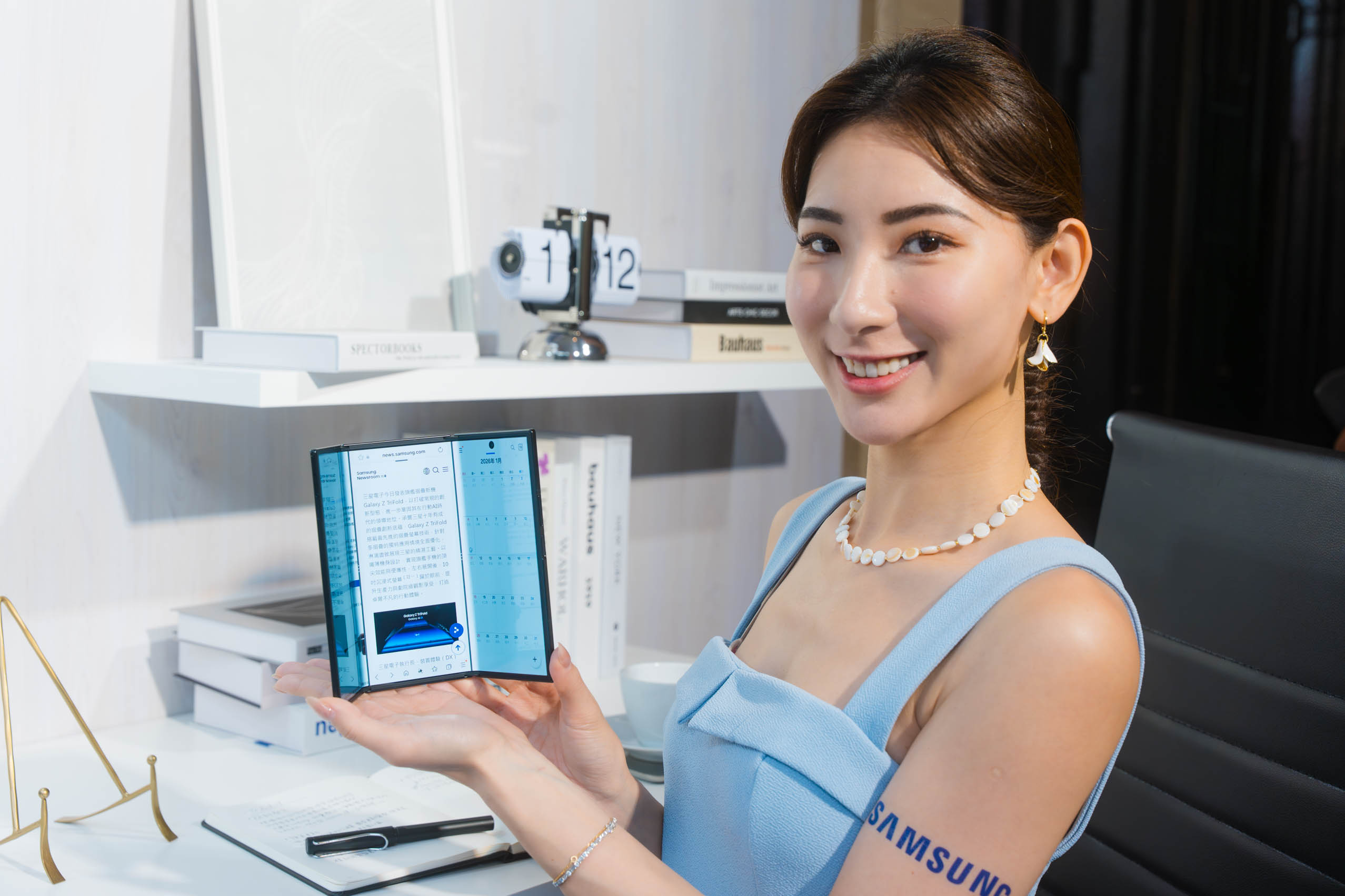 三星, Samsung, Galaxy Z TriFold, 手機, 智慧手機, 摺疊手機, 平板電腦