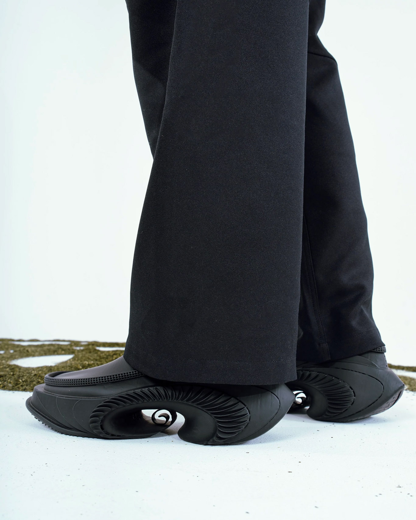 tobira-store-2025-year-in-review-6 Tobira store, ALIVEFORM, 樂福鞋, 3D 列印, PROTOCOL INDEX, PROJECT G/R, ACRONYM, The Blade, AVAVAV, 2025 球鞋趨勢, 2026 流行預測, 台灣選貨店, 年度回顧