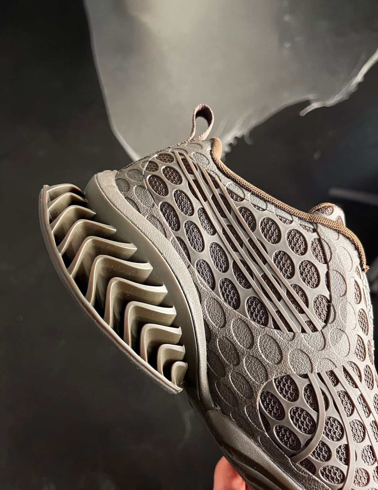 J.L-A.L, PUMA, PUMA CELL, Jean-Luc Ambridge, 巴黎時裝週, 聯名, 蜂窩狀, 牛肚鞋