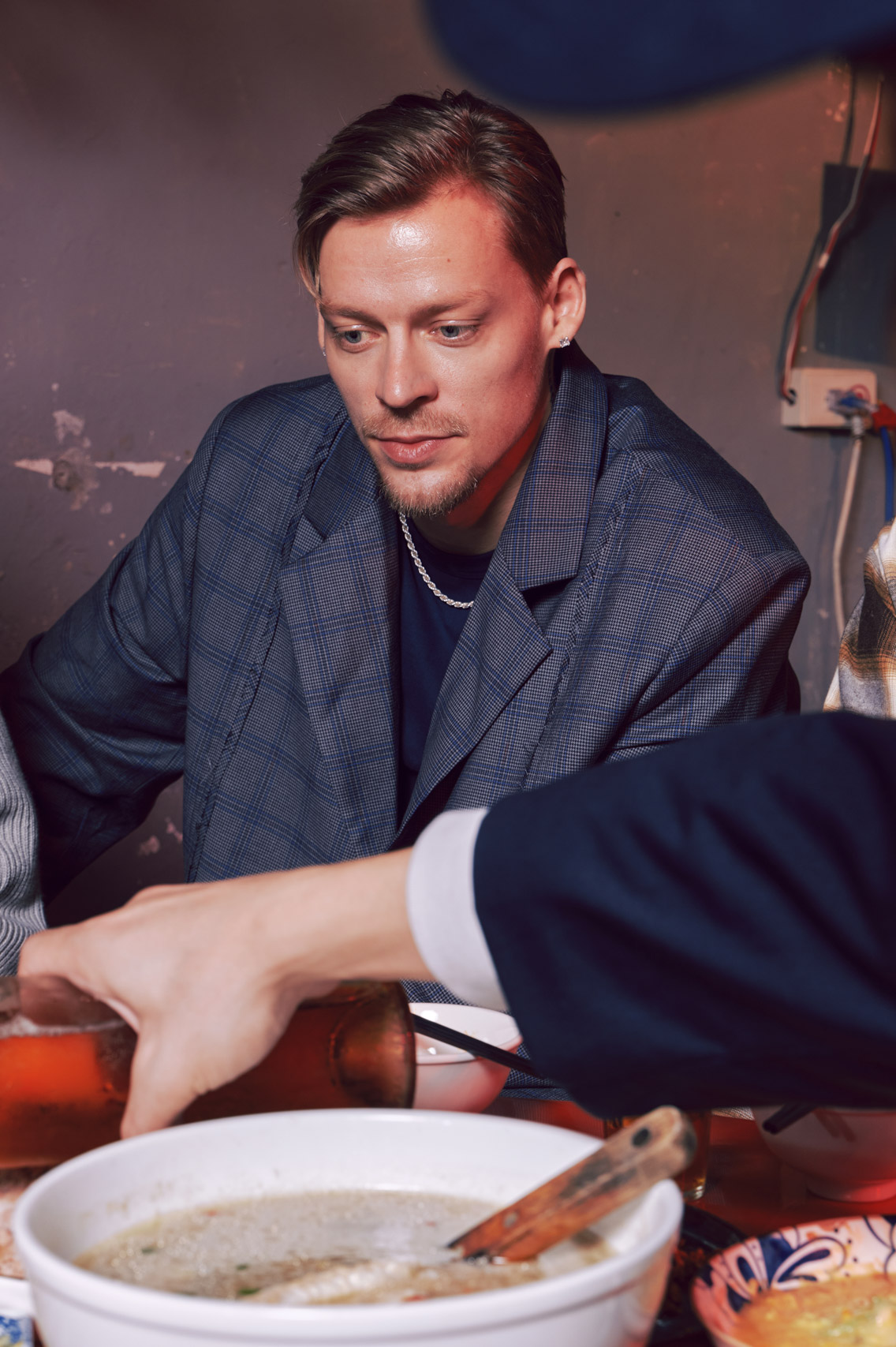 plain-me, Hang out with bros,中信兄弟, 中信特攻 , 中信飛牡蠣 , 中信育樂, 王威晨, 宋晟睿, 謝亞軒, 魏嘉豪, Doggo, 飛克, 西裝穿搭, 輕紳士, 台味時尚, 聯名