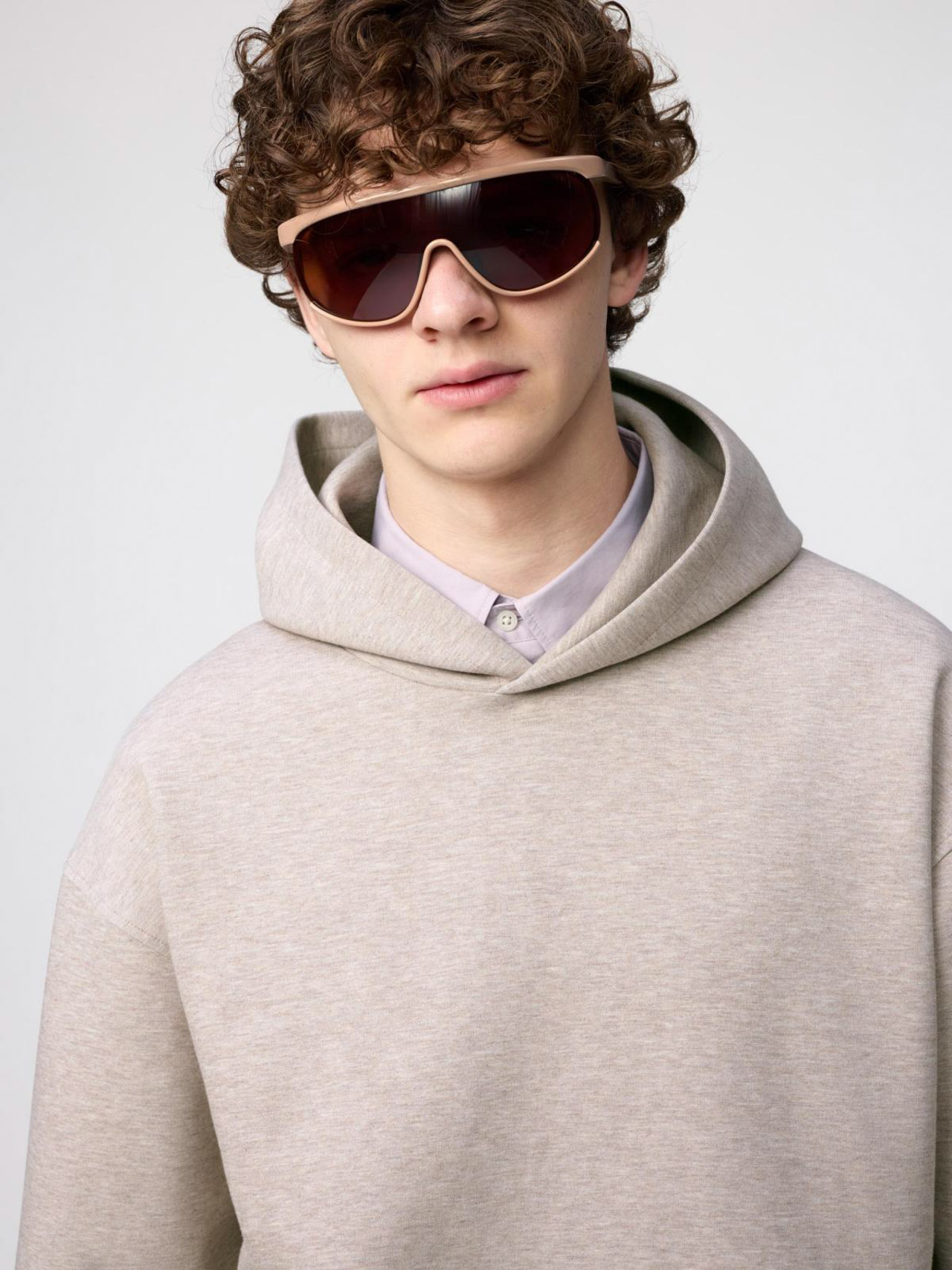 UNIQLO : C, 2026春夏, Clare Waight Keller, 太陽眼鏡, 繭型褲, 太陽眼鏡, 帆船鞋,