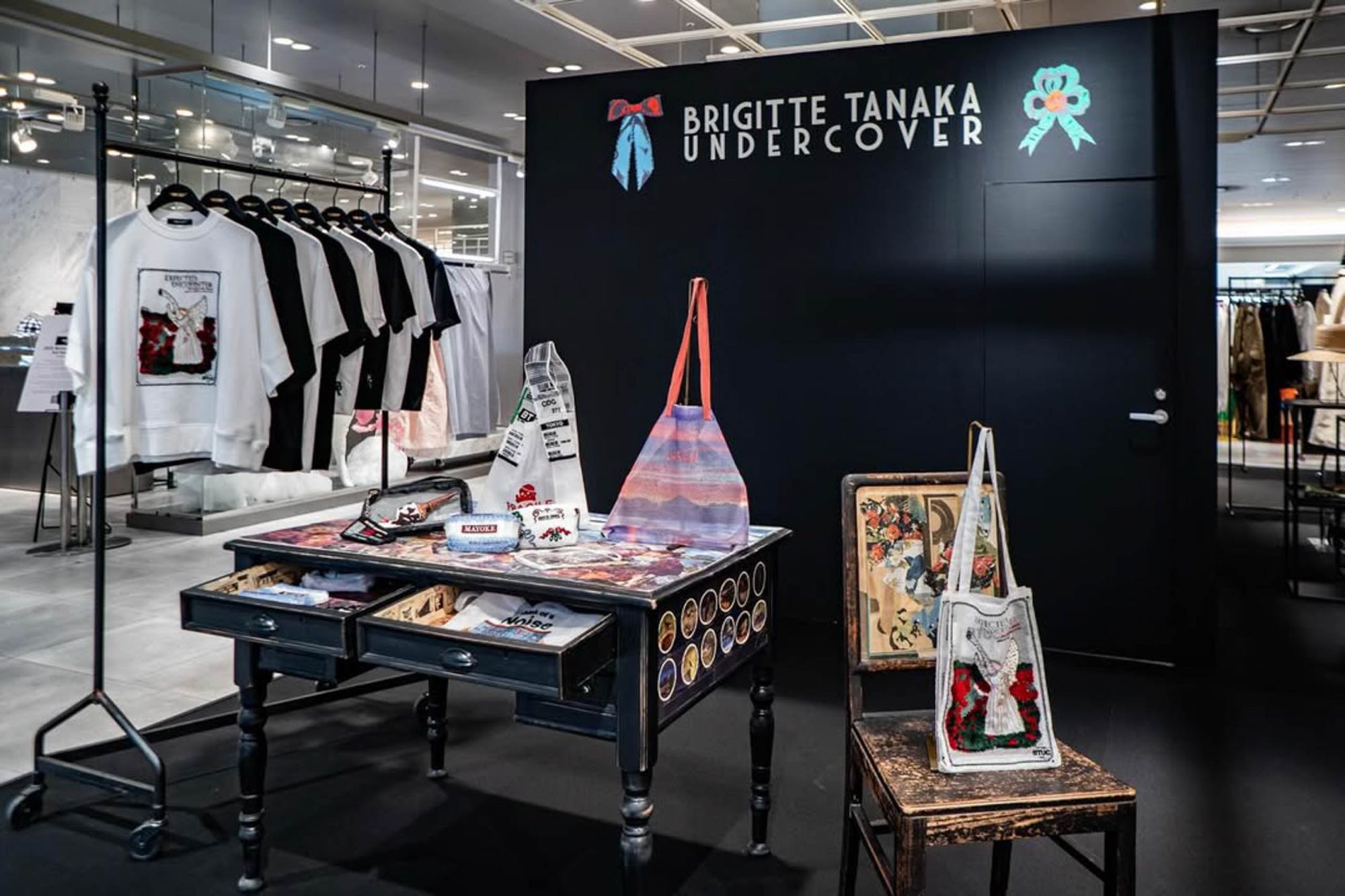UNDERCOVER, Brigitte Tanaka, 聯名, 高橋盾, GILAPPLE, 蘋果燈, 歐根紗